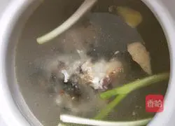Illustration of how to make casserole fish head soup 5