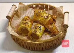 Illustration of how to make meat floss sausage rolls 8