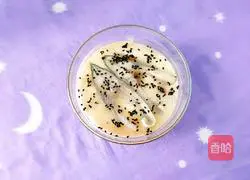Black sesame sea fish and egg custard Illustration of how to do it 1