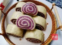 Illustration of how to make purple potato double-color rolls 13