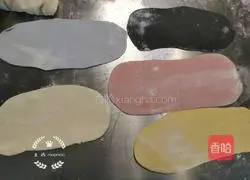 Illustration of how to make rainbow bean rolls 8