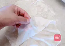 Illustration of how to make cowpea cake 7