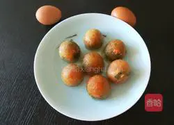 Illustration of how to make egg-and-vegetable pork skin 17