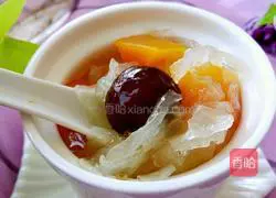 Recipe for red dates, papaya and white fungus soup 7
