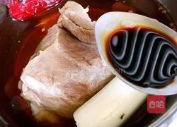Illustration of how to make garlic plum pork meat 8