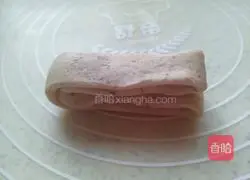 Illustration of how to make red date flower roll steamed buns 12