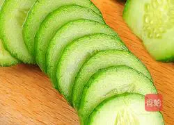 Illustration of how to make cucumber with pepper 1