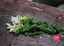 Illustration of how to make tomato and egg noodles 4