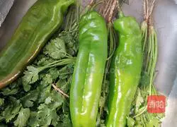 Illustration of how to make Roujiamo 11