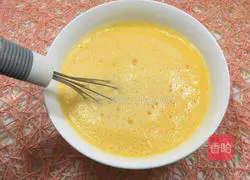 Egg Custard- Illustration of how to make steamed eggs 7
