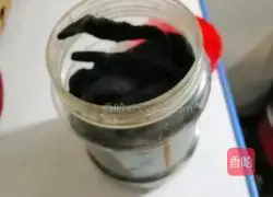 Illustration of how to make small intestine Lao Cai Pu Soup 1