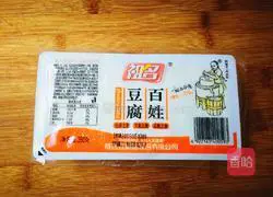 Illustration of how to make fragrant chrysanthemum tofu 3