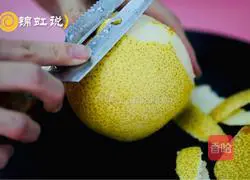 Illustration of how to make lung-moistening snow pear water 2