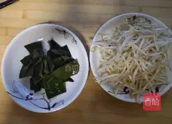 Illustration of how to make noodles 1