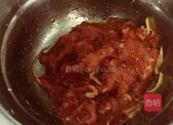 Green pepper Illustration of making shredded pork noodles 2