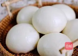 Illustration of how to make water-glossy white steamed buns 13