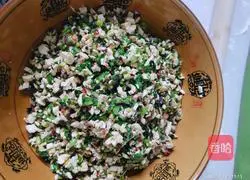  Illustration of how to make jade cabbage dumplings 5