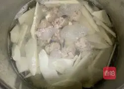 Illustration of how to make bamboo shoots and clam soup 4