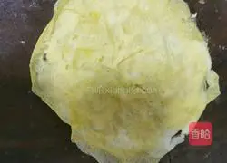 Illustration of how to make pancakes with tomatoes and eggs 4