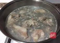 Illustration of how to make pig's trotters jelly 2