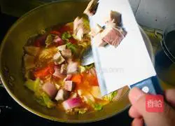 Illustration of how to make borscht at home 9