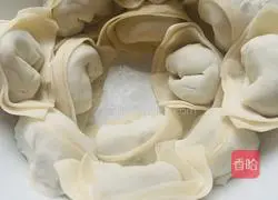 Shepherd's Purse Wonton Egg Bento Recipe Illustration 5