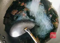 Illustration of how to make duck blood vermicelli and seaweed soup 6