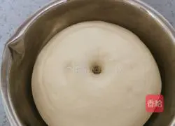 Illustration of how to make hamburgers 11