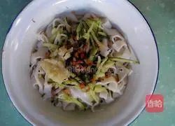 Illustration of how to make sesame cold noodles 4