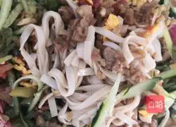 Illustration of making cold noodles 9