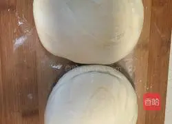 Illustration of how to make noodles with strips 3