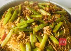 Illustration of braised noodles 16