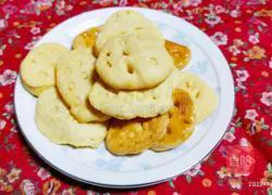 Illustration of how to make egg yolk biscuits 6