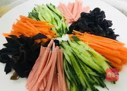 Northeastern University Illustration of how to make cold dishes 7