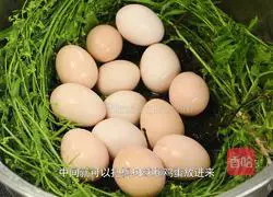 Eating local vegetables and boiled eggs on March 3rd is a traditional Chinese custom that cannot be forgotten.Illustration 5