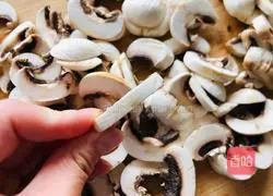 Illustration of how to make fried mushrooms 6