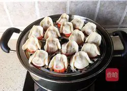 Steamed dumplings stuffed with loofah and meat Practice illustration 11