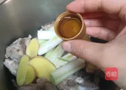 Illustration of making big bone soup 4