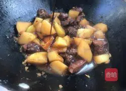 Illustration of how to cook duck meat with potatoes 9