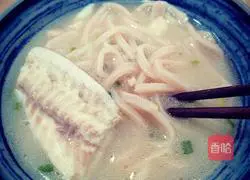 Illustration of how to make heart-warming fish noodle soup 9