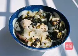  Illustration of how to make seaweed and meatball noodles 11