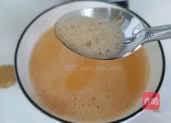 Illustration of how to make steamed eggs with crab sticks 8