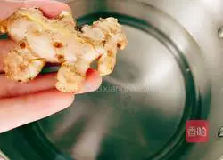 Big Foot Tomato Beef Bone Soup Recipe Illustration 4