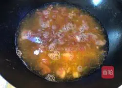 Illustration of tomato, shrimp and tofu soup 10