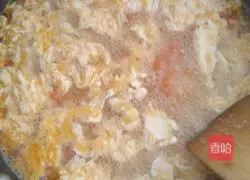 Illustration of how to make tomato and egg soup 7