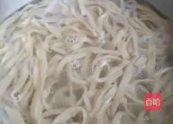 Illustration of hand-rolled noodles 12