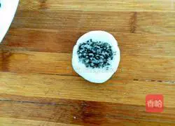 Illustration of how to make black sesame glutinous rice balls 7