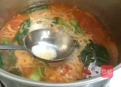 Illustration of how to make tomato and egg noodles 7