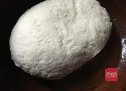 Illustration of how to make noodles with strips 1