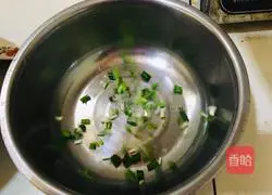 Illustration of how to make crucian carp tofu soup 6